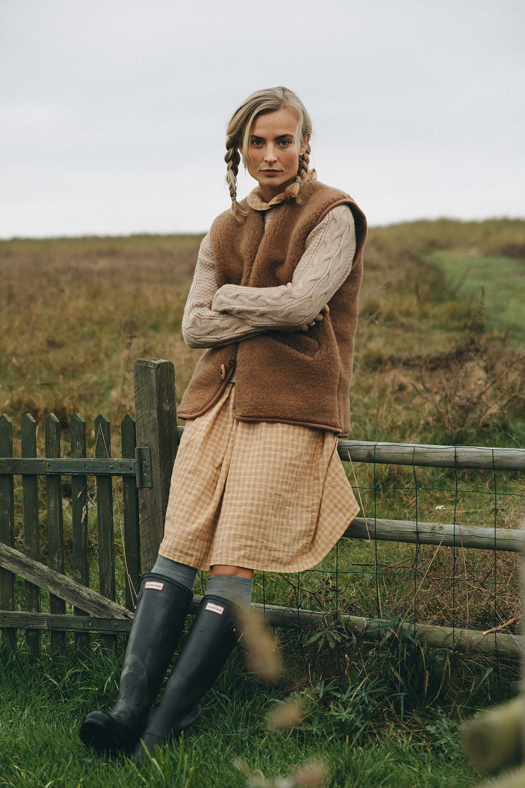 Sloane Wool Vest Classic - Women - Pecan Brown