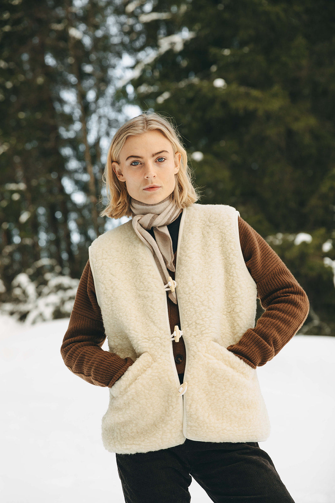 Sloane Wool Vest Classic - Women - Birch white
