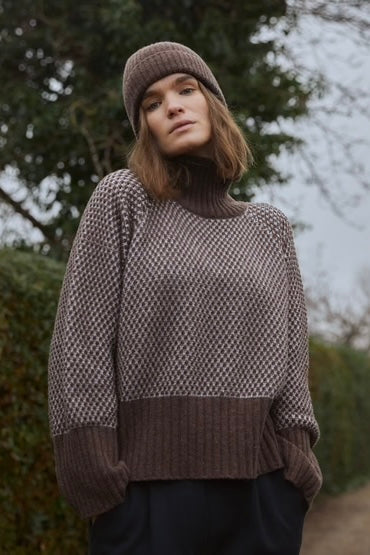 Basic Apparel Line 2 Colored T-Neck Sweater - Light grey Melange / Brown Melange
