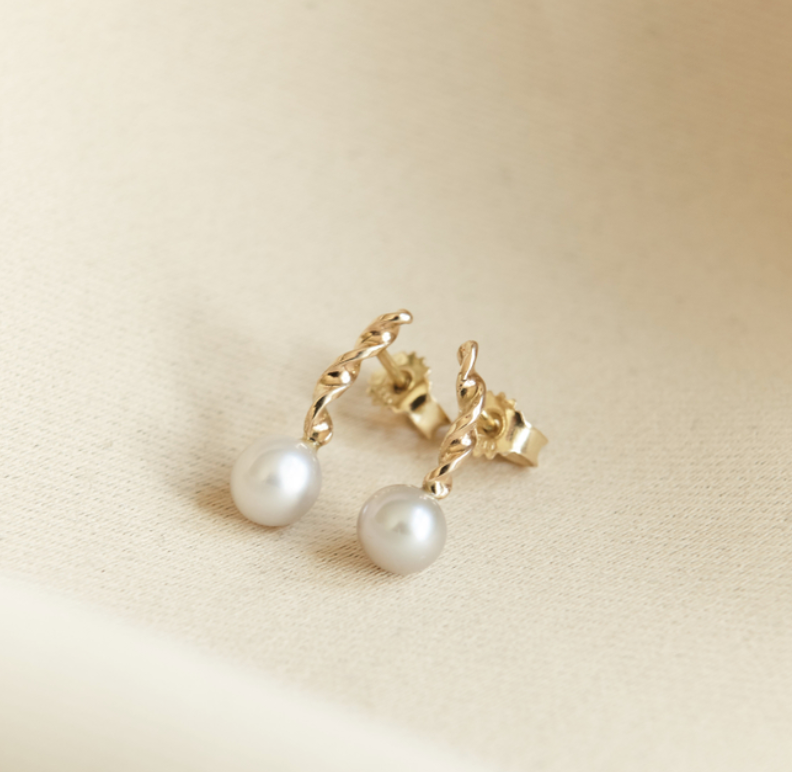 Greta Pearl Petite Studs - Gold