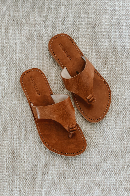 The Signature Leather Sandal - Brown