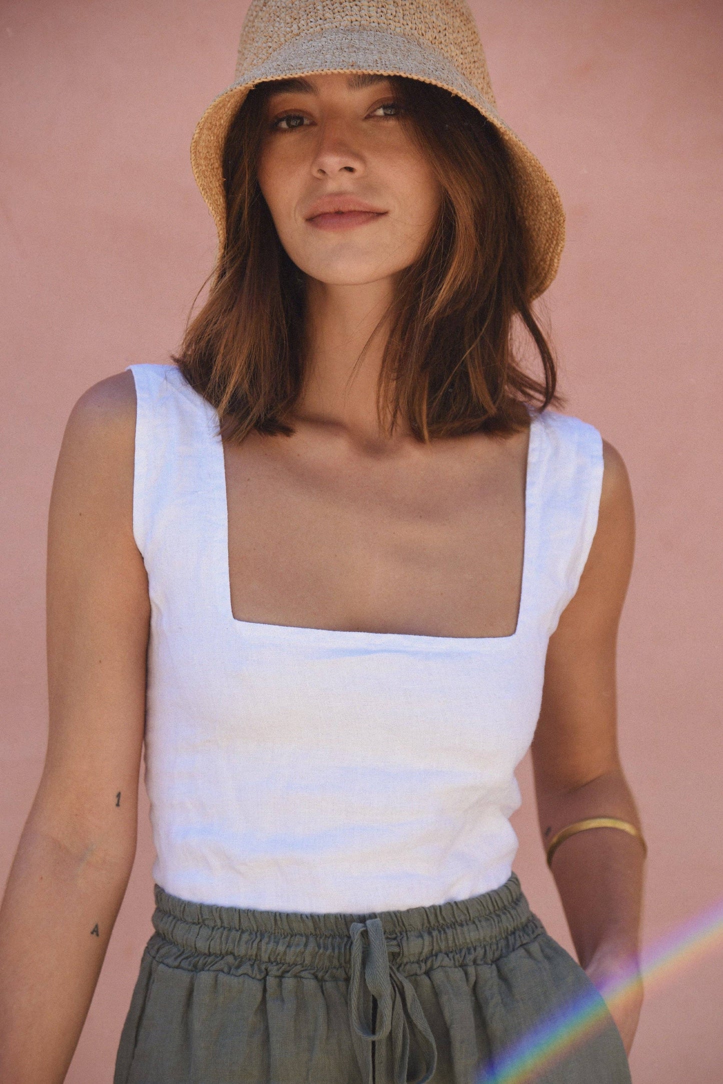 The Barcelona Linen Top -  Blanco