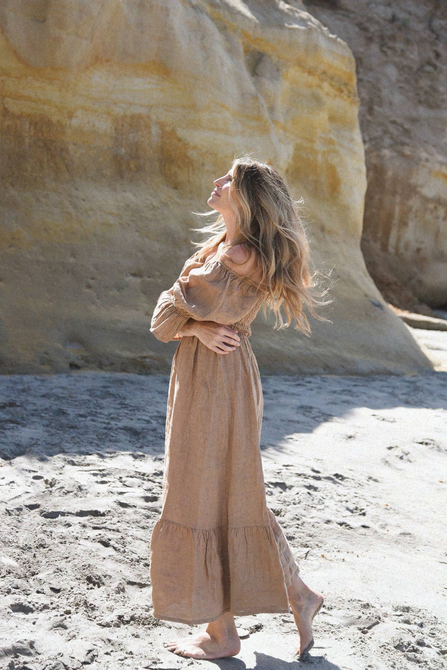 The Deia Linen Dress - Rye