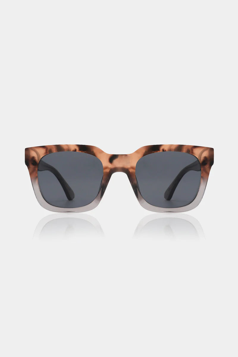 A. Kjærbede NANCY Sunglasses - Coquina/Grey Transparent