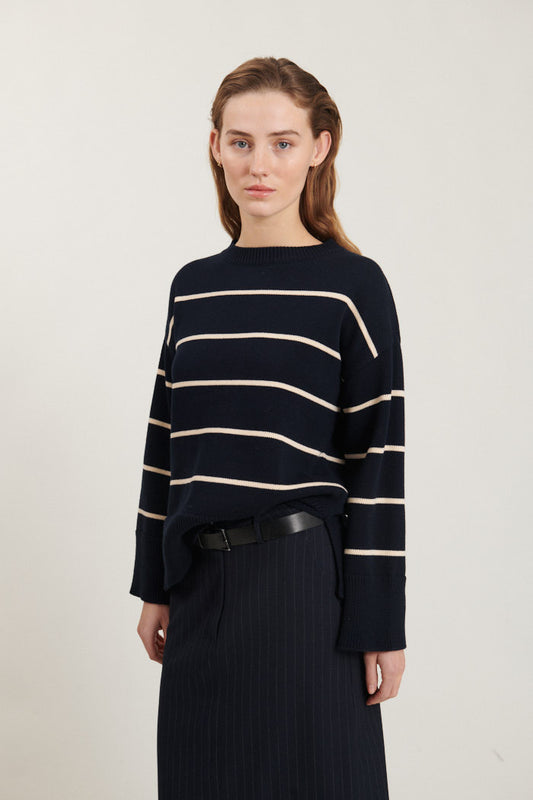 Basic Apparel Winie O-Neck Stripe - Navy/Birch