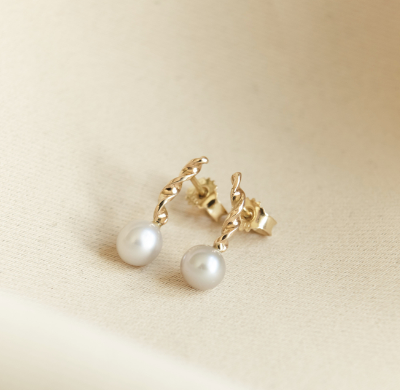 May Pearl Studs - Gold